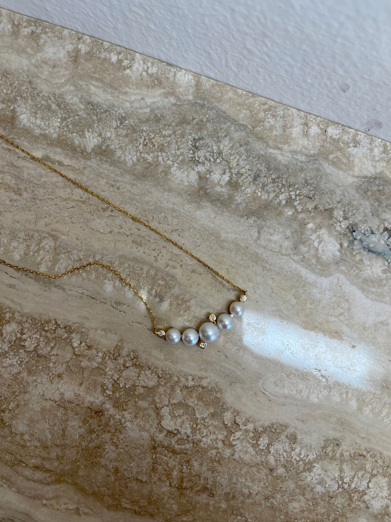 Sea Foam 18K Gold Necklace w. Diamonds & Pearls