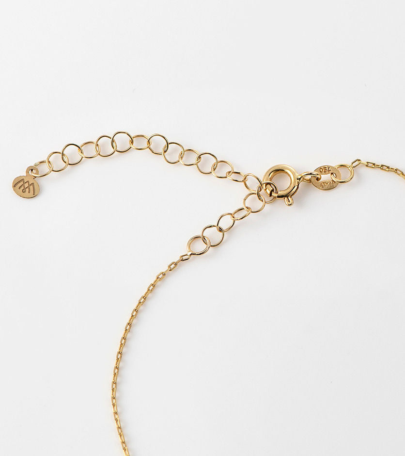 Diamant anfänglicher Blütenblatt 18K Gold Charme Halskette