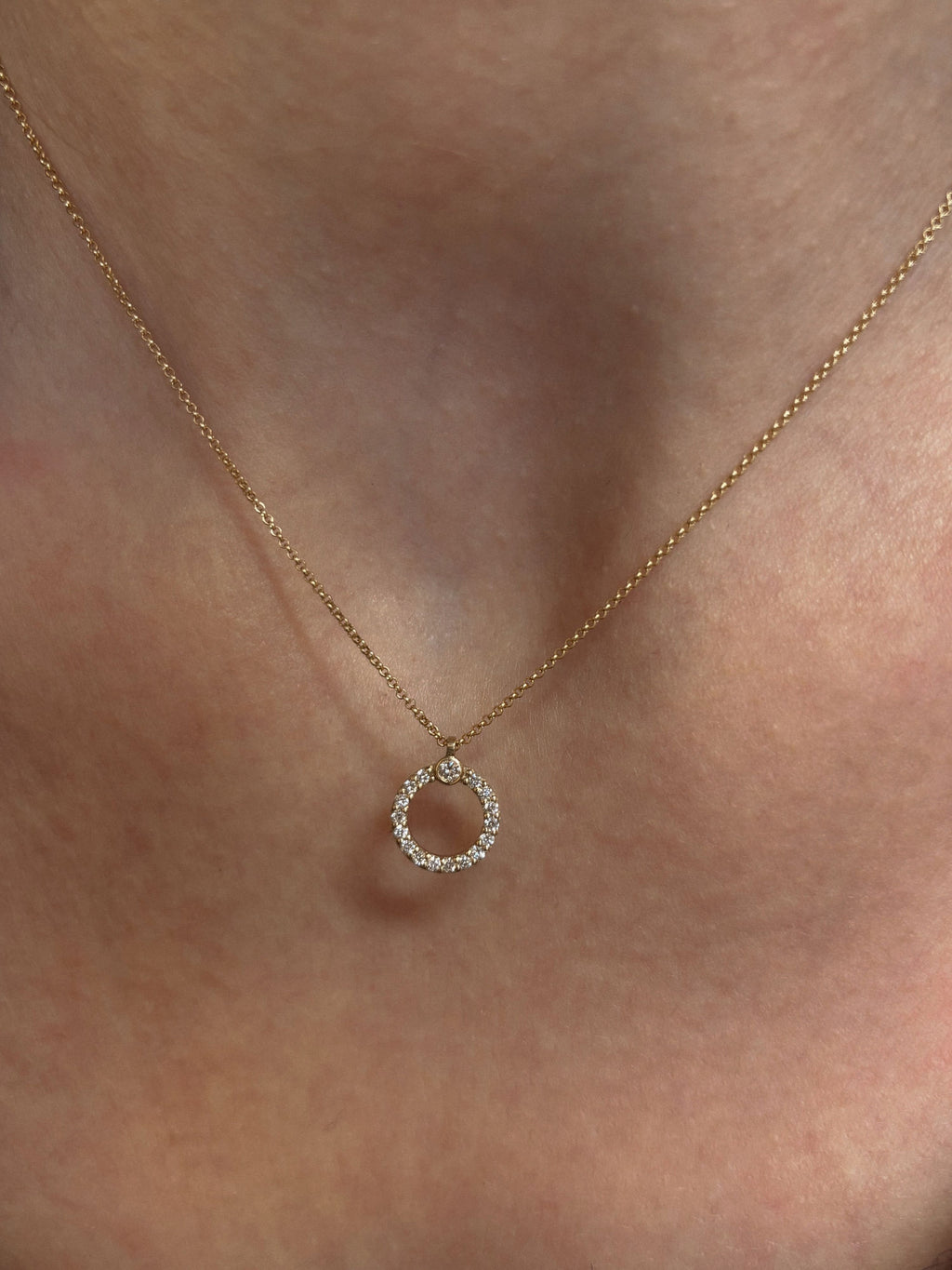 Eternal Circle 18K Gold Diamond Necklace