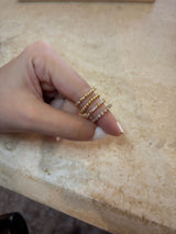 Bezel 18K Gold Ring w. Diamonds