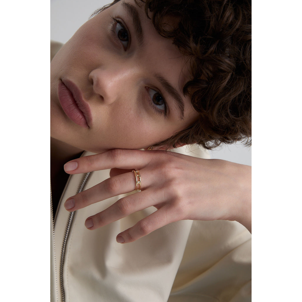 Elements N°8 18K Gold Ring w. Diamonds