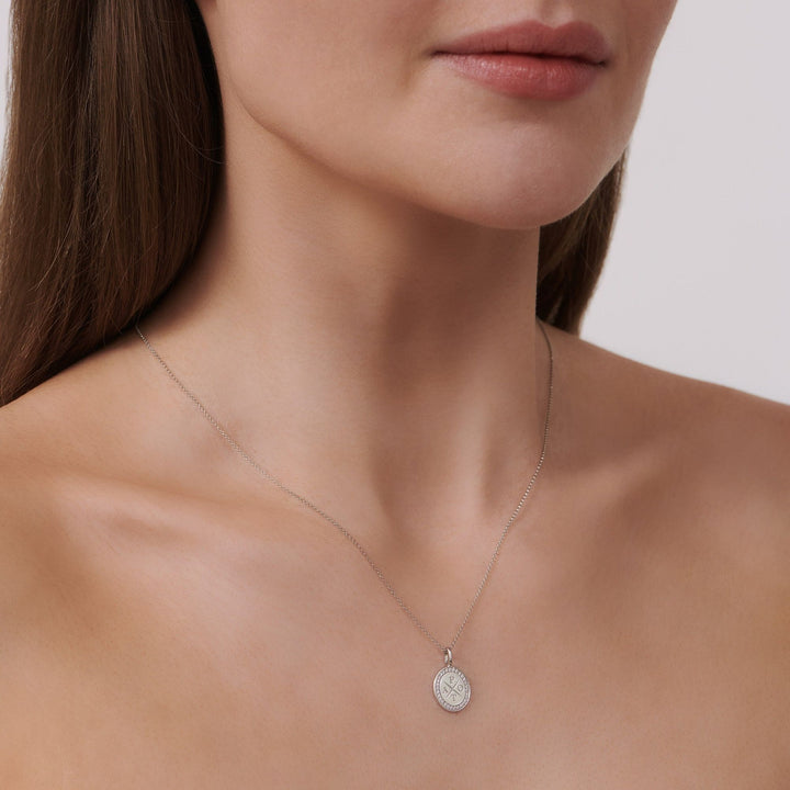 Bespoke Medallion 18K Whitegold Necklace w. Diamonds