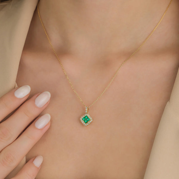 Fortuna Verde 18K Gold Necklace w. Emeralds & Diamonds