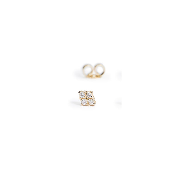 Moony 18K Gold Stud w. Diamonds