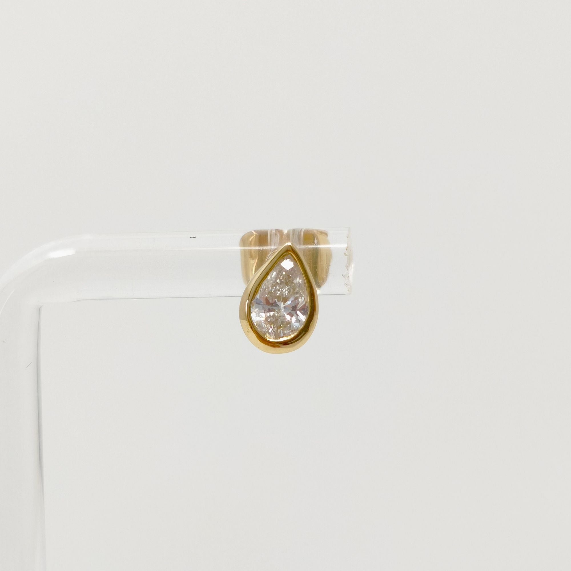 Eden Seed 18K Guld Ørestikker m. Lab-Grown Diamant