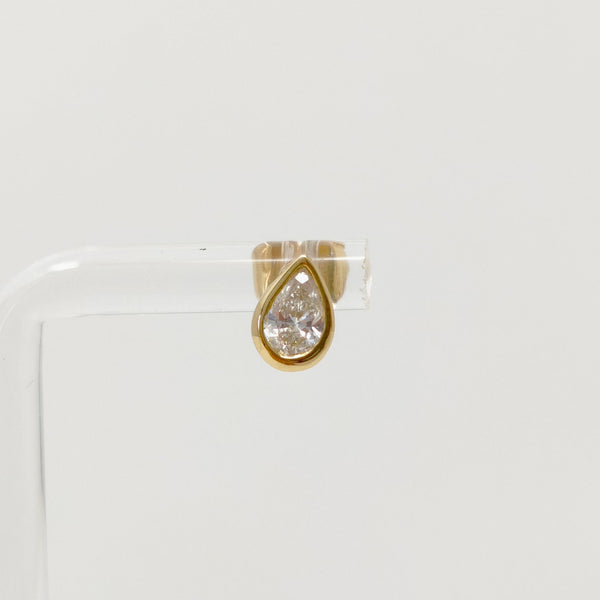 Eden Seed 18K Gold Studs w. Lab-Grown Diamond