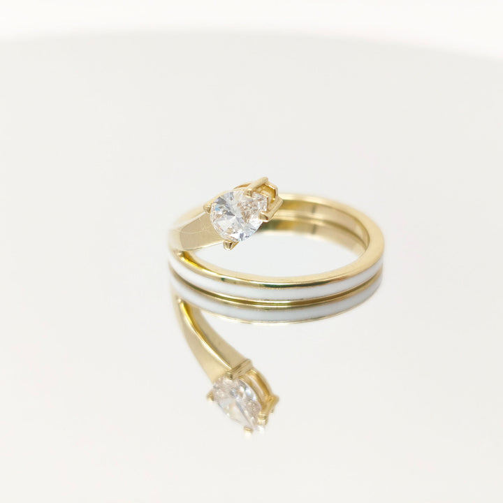 Iris Stackable 18K Gold Ring w. Lab-Grown Diamond