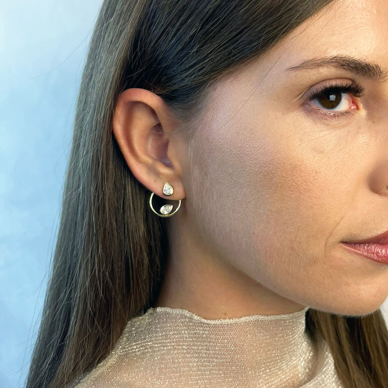 Eden Seed 18K Gold Studs w. Lab-Grown Diamond