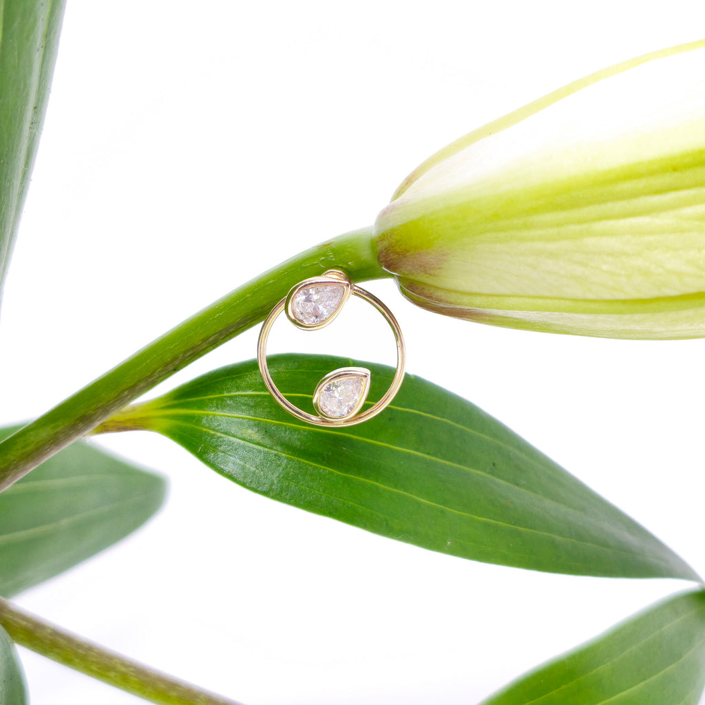 Eden Seed & Dahlia Charm 18K Gold Stud w. Lab-Grown Diamond