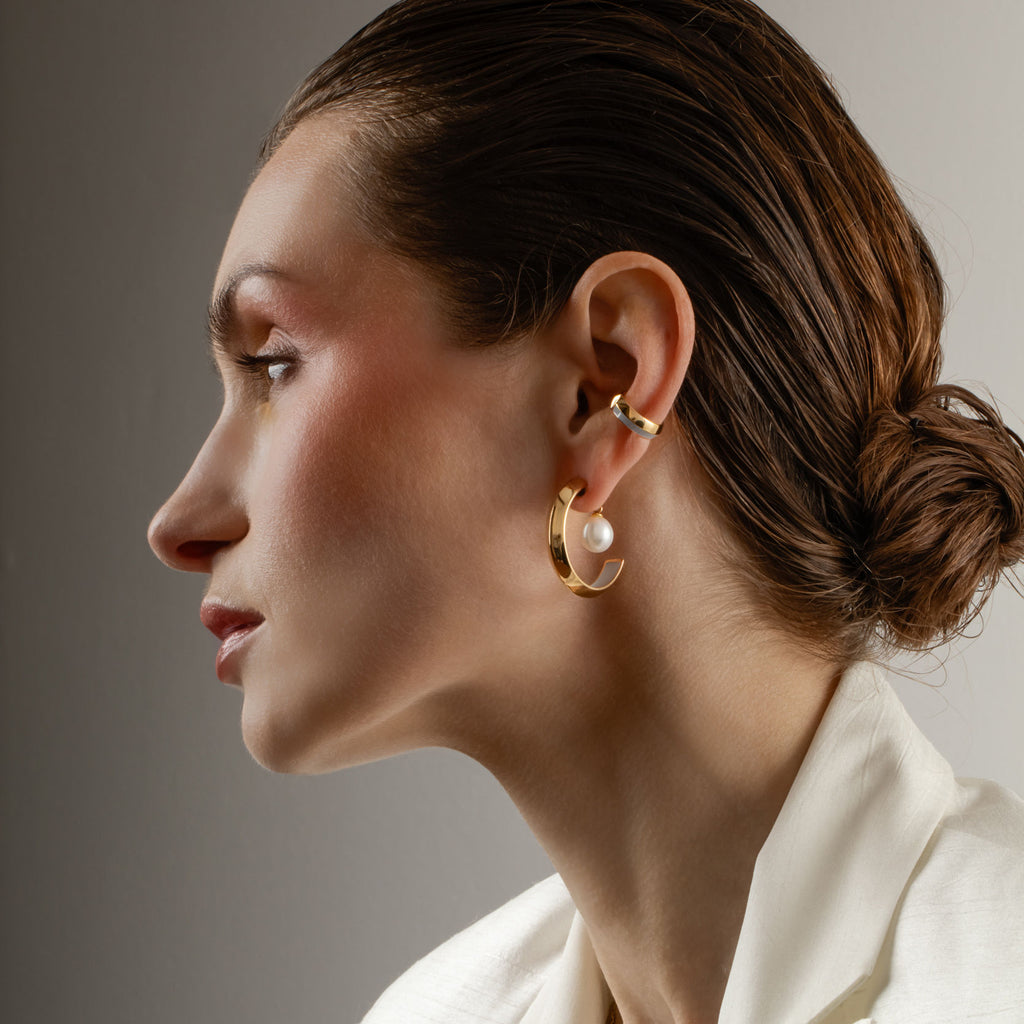 Elara 18K Gold Plated Pendant w. Pearl