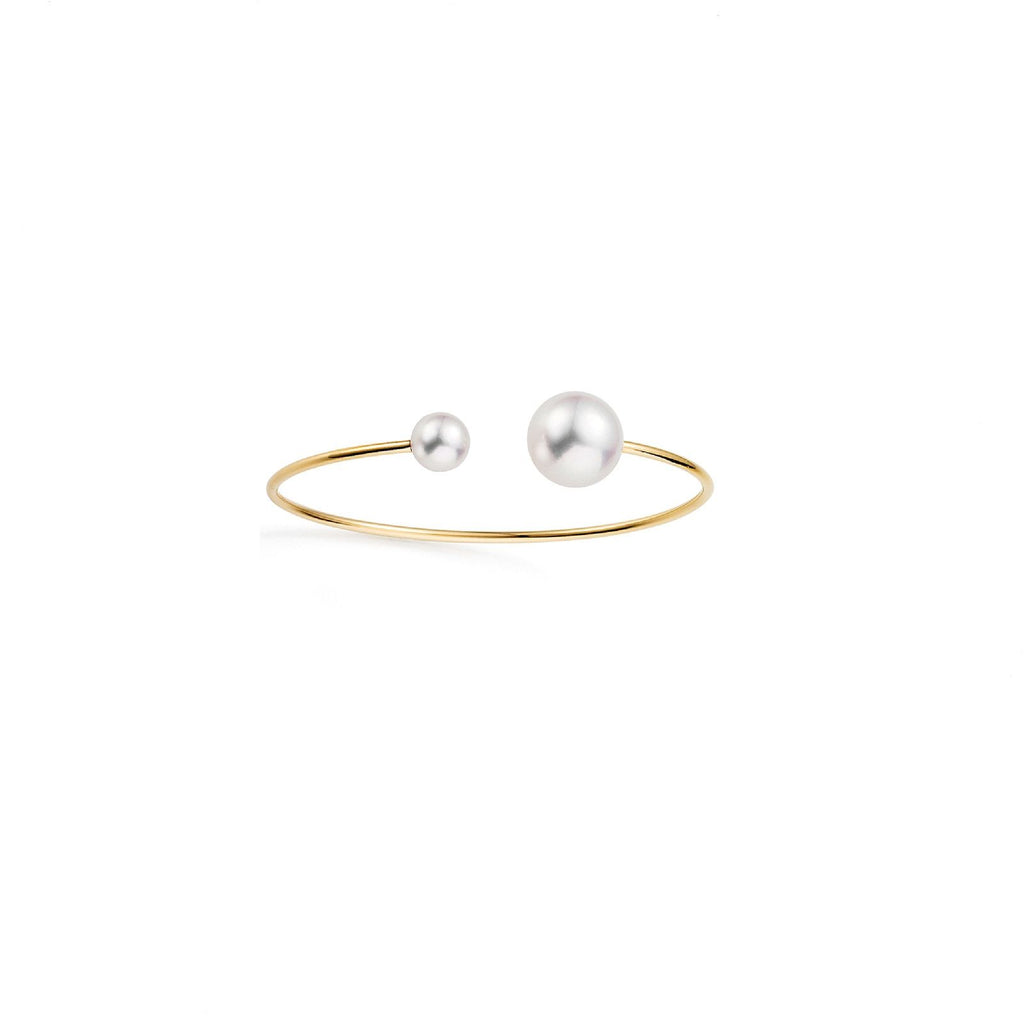Open Designed 18K Gold Bangle w. Freshwater Pearls