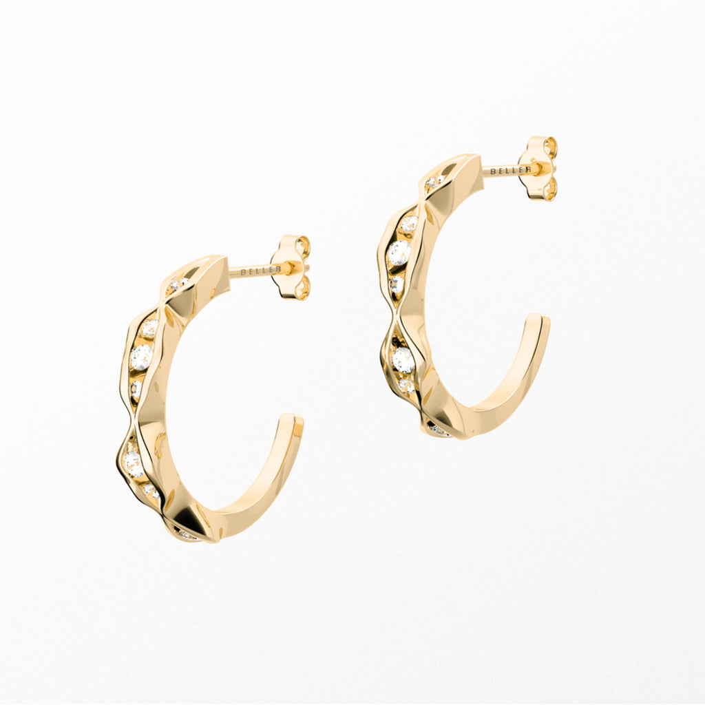On The Edge 18K  Gold Earrings N°2  w. Diamonds