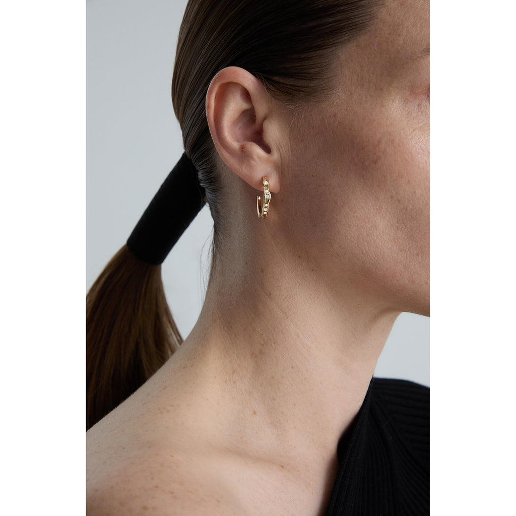 On The Edge 18K  Gold Earrings N°3 w. Diamonds