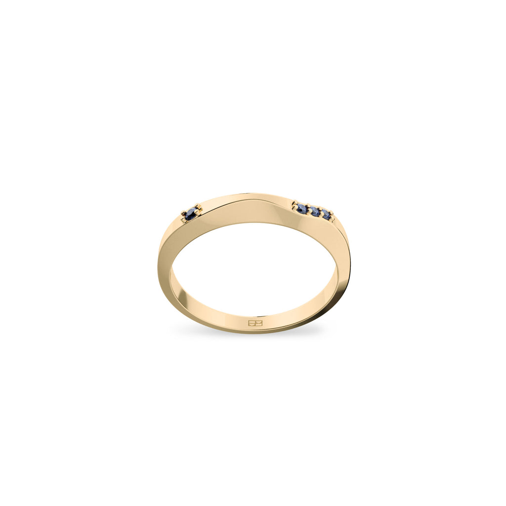 On The Edge 18K Gold Ring N°15 w. Sapphires