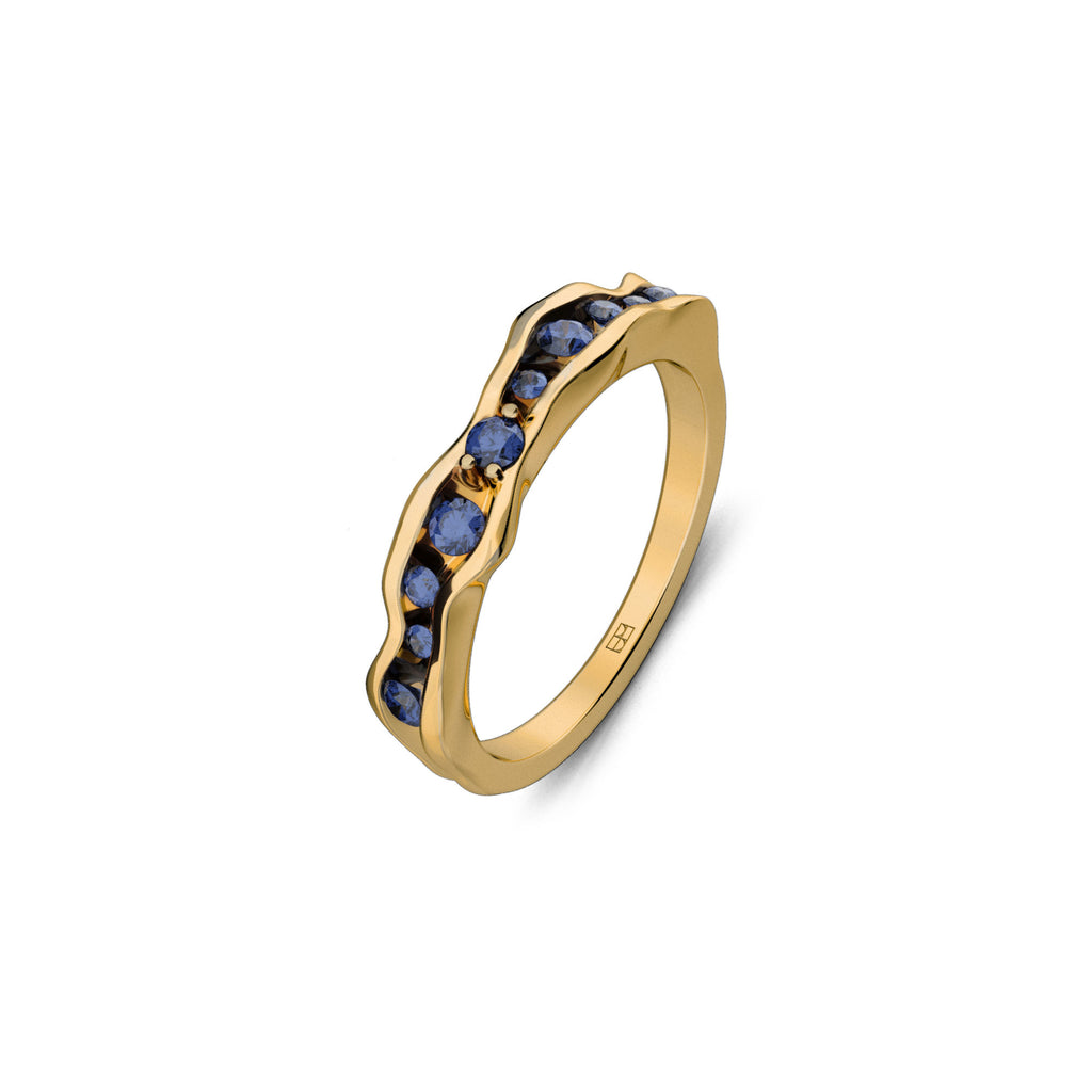 On The Edge 18K Gold Ring N°16 w. Sapphires