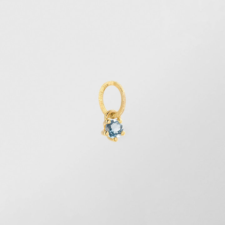 Cocktail 18K Gold Pendant w. Sky Blue Topaz