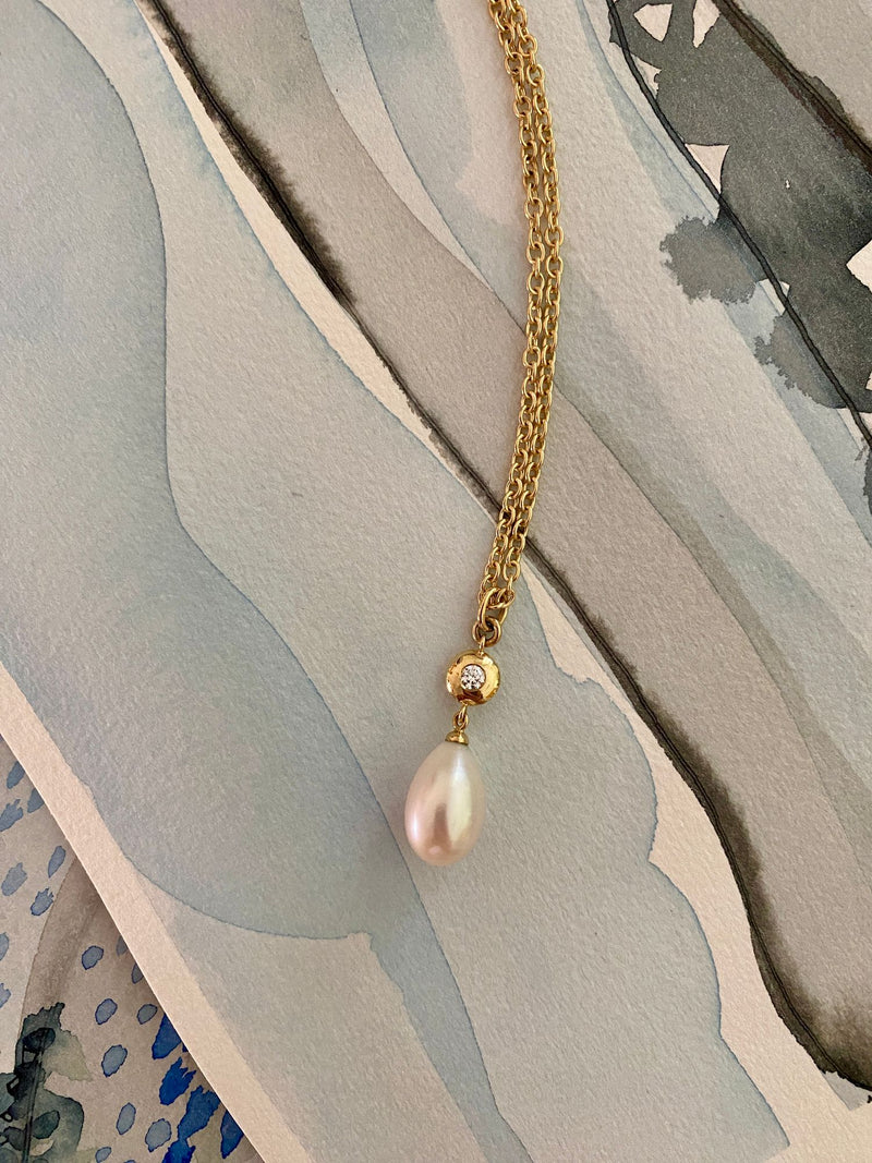 Pearl Pebble Diamond 18K Gold Pendant