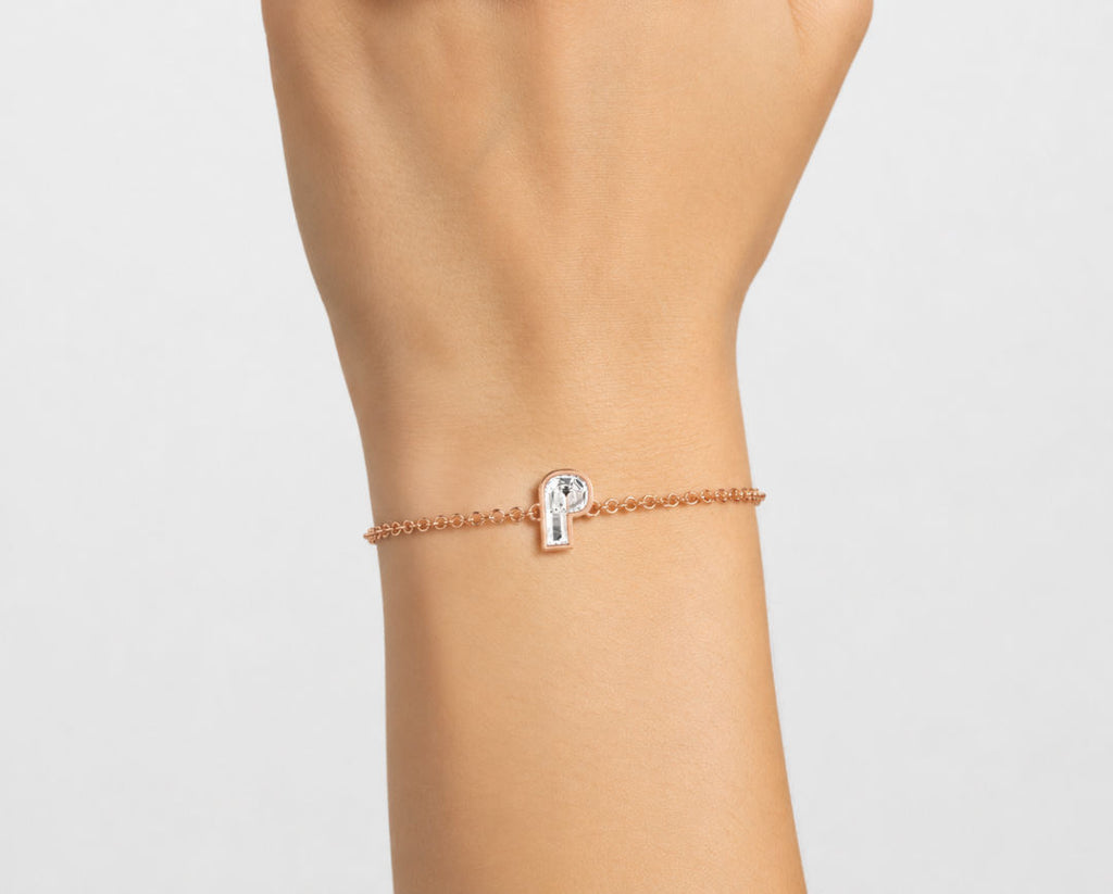 Alphabet Initial P 18K Gold, Rosegold or Whitegold Bracelet w. Solitaire Lab-Grown Diamond