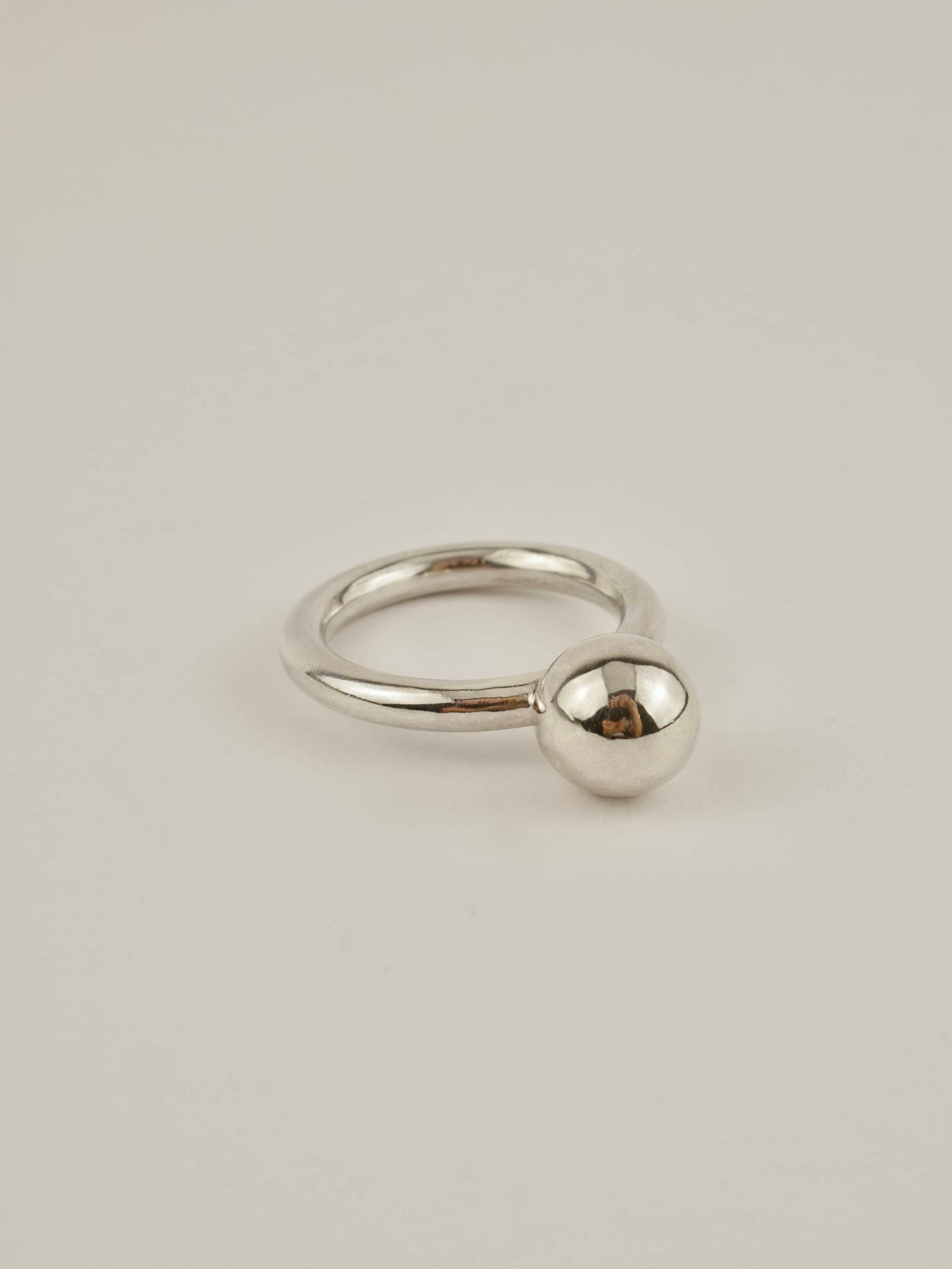 Perle Silver Ring