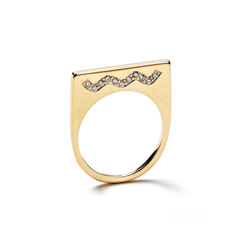 Wave 18K Gold Ring w. Diamonds
