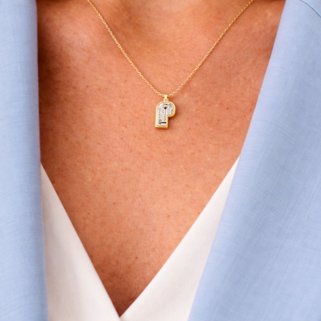 Alphabet 18K Gold, Rosegold or Whitegold Inital P Pendant w. Solitaire Lab-Grown Diamond