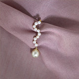 Large 9K Gold Earring w. Pearls