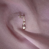 Small/Medium Silver Earring w. Pearls
