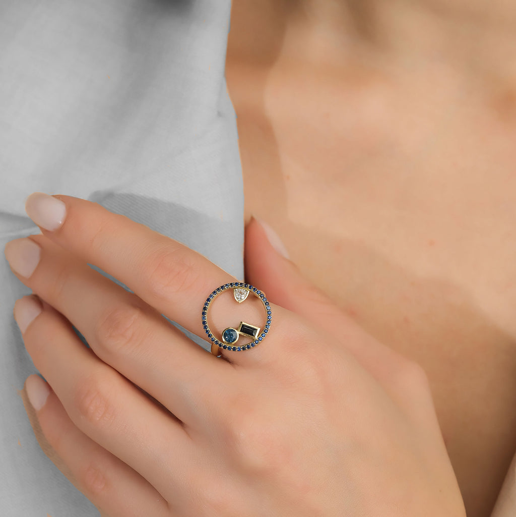 Projekt 2020 18K Guld Ring m. Safirer & Diamant