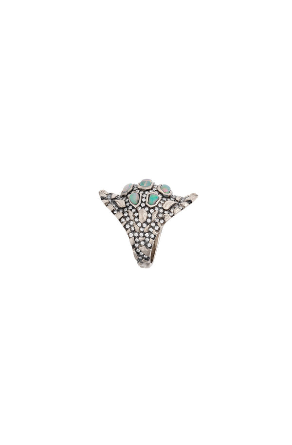 Madagascar 18K Whitegold Ring w. Opal & Diamond