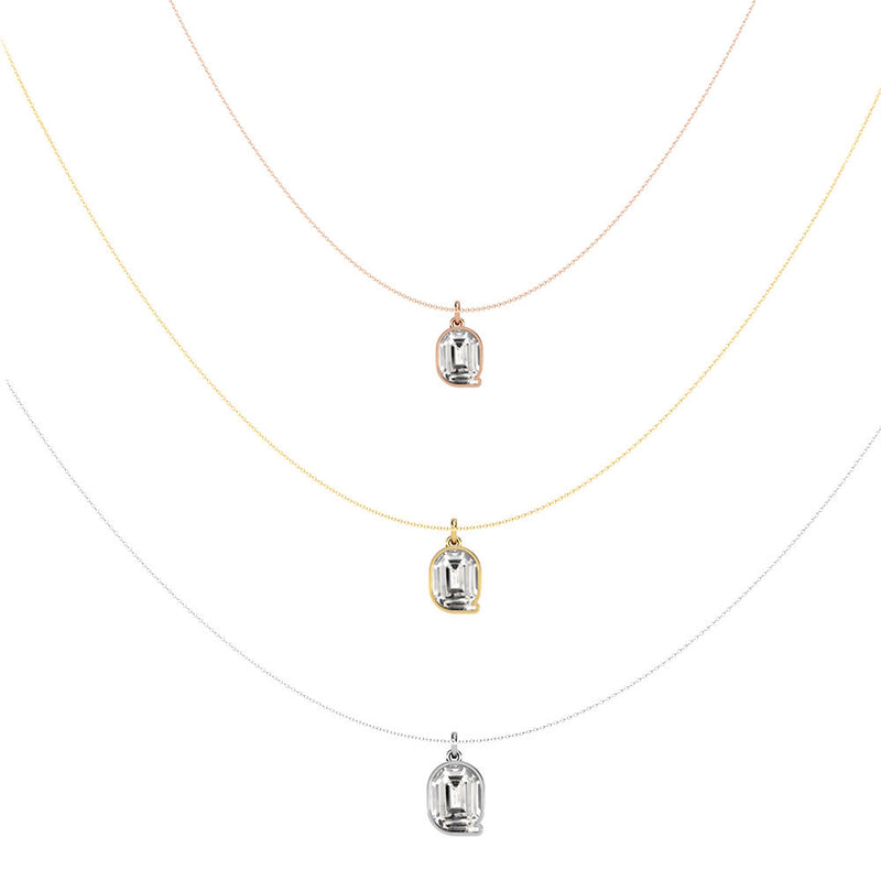 Alphabet 18K Gold, Rosegold or Whitegold Inital Q Pendant w. Solitaire Lab-Grown Diamond