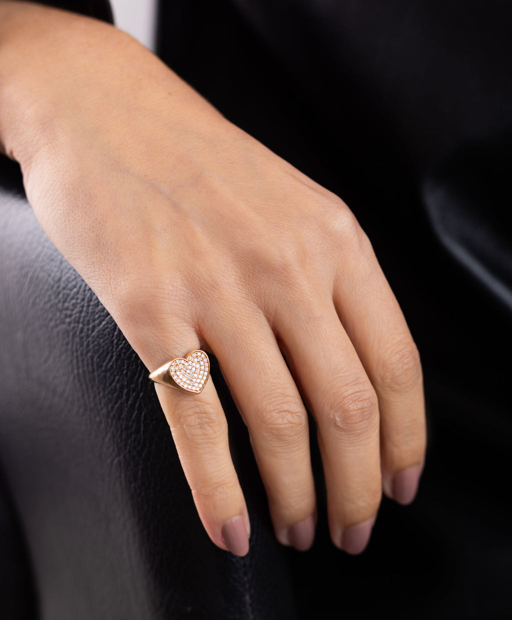 Heart 18K Gold, Whitegold or Rosegold Ring w. Diamonds