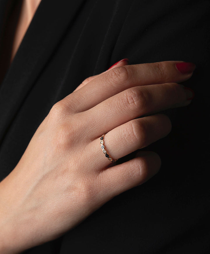 Losange & Runde 18K Gold, Whitegold oder Rosegold Ring w. Diamanten