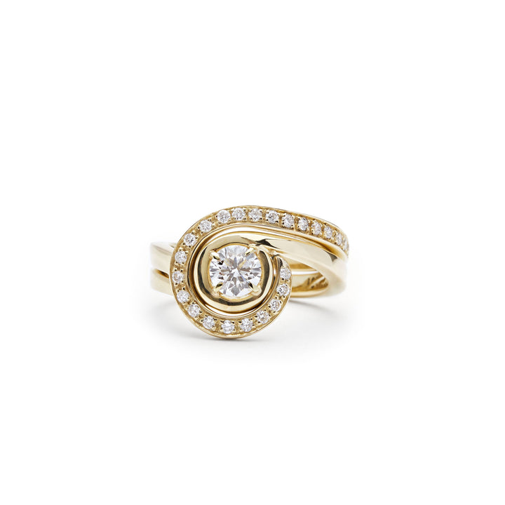 Resiliance 18K Rosegold, Whitegold or Gold Ring w. Lab-Grown Diamonds