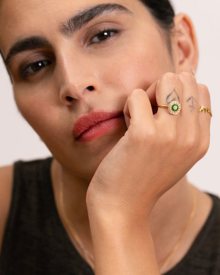 Rosas 18K Guld Ring m. Smaragd & Diamanter