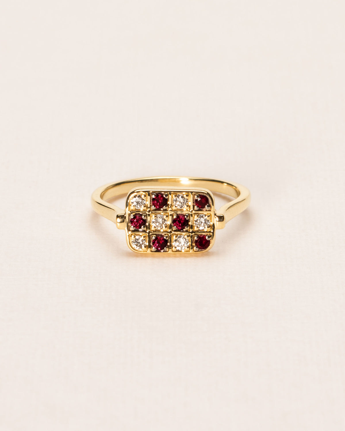 Le Petit Philidor Chessboard 18K Gold Ring w. Diamonds & Rubies