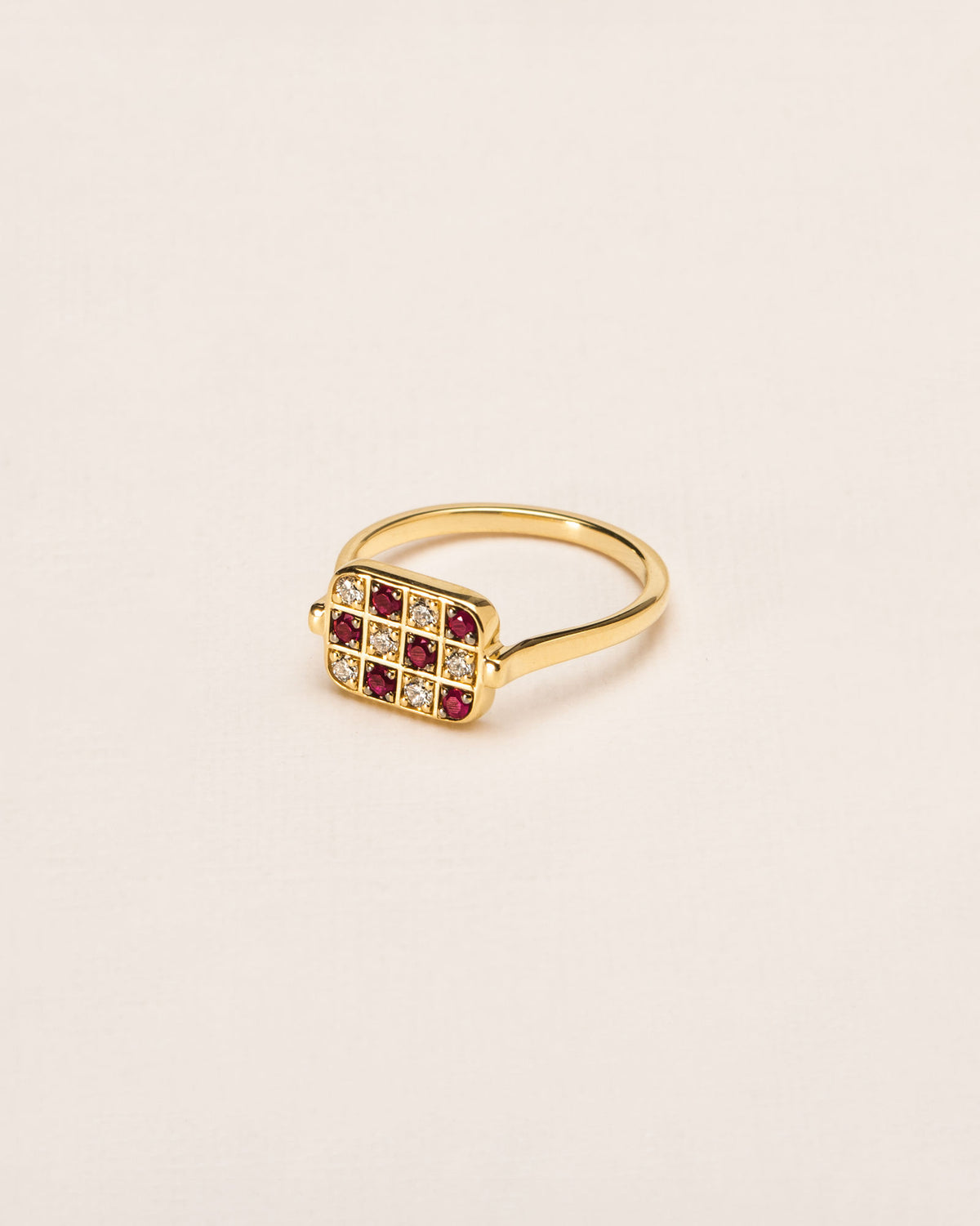 Le Petit Philidor Chessboard 18K Gold Ring w. Diamonds & Rubies