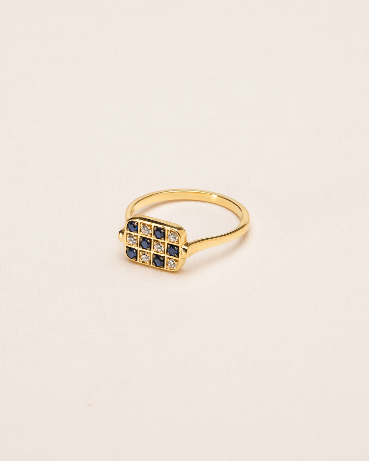 Le Petit Philidor Chessboard 18K Gold Ring w. Diamonds & Sapphires