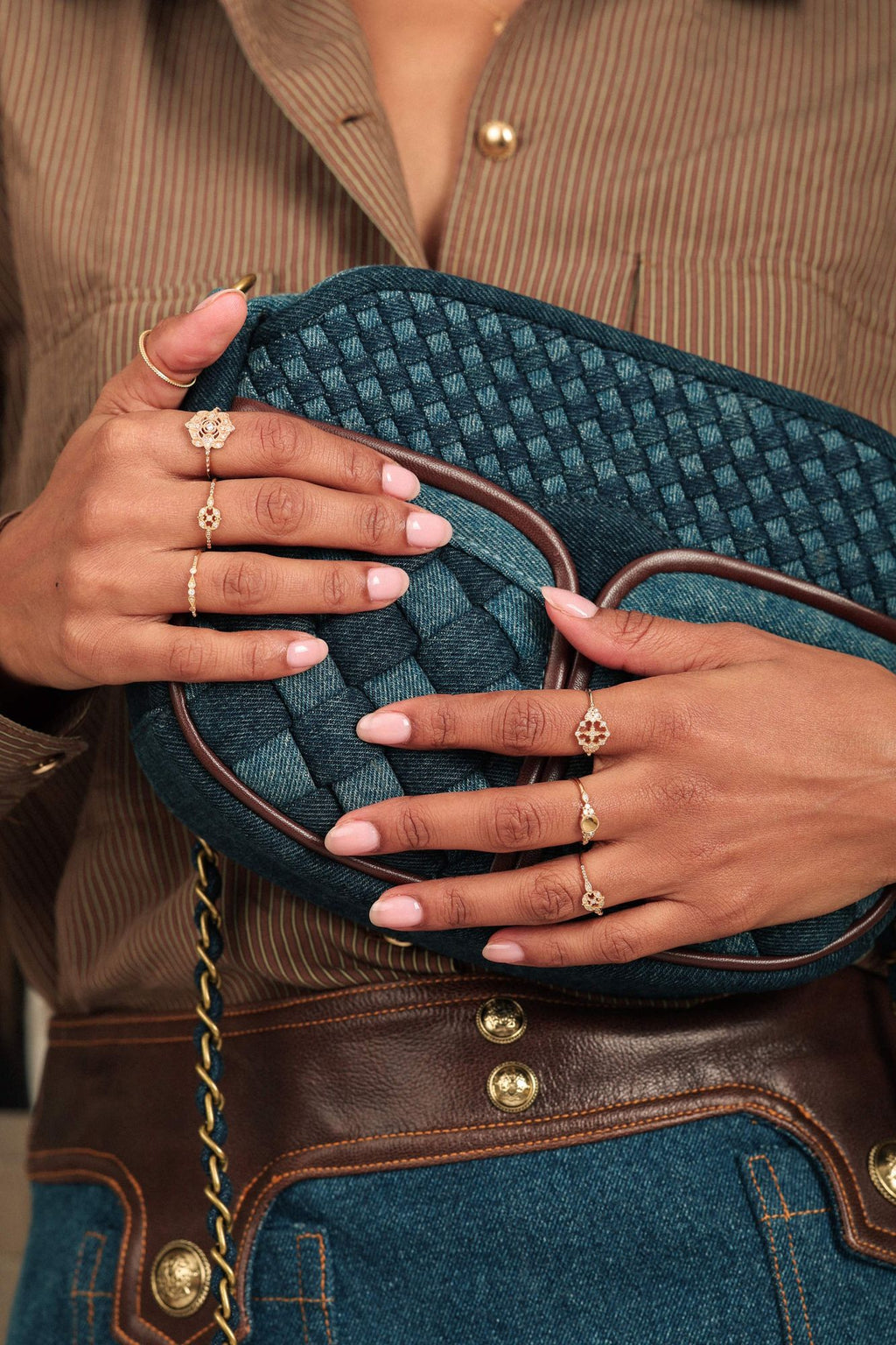 Sweet Romance 18K Gold Ring w. Diamonds