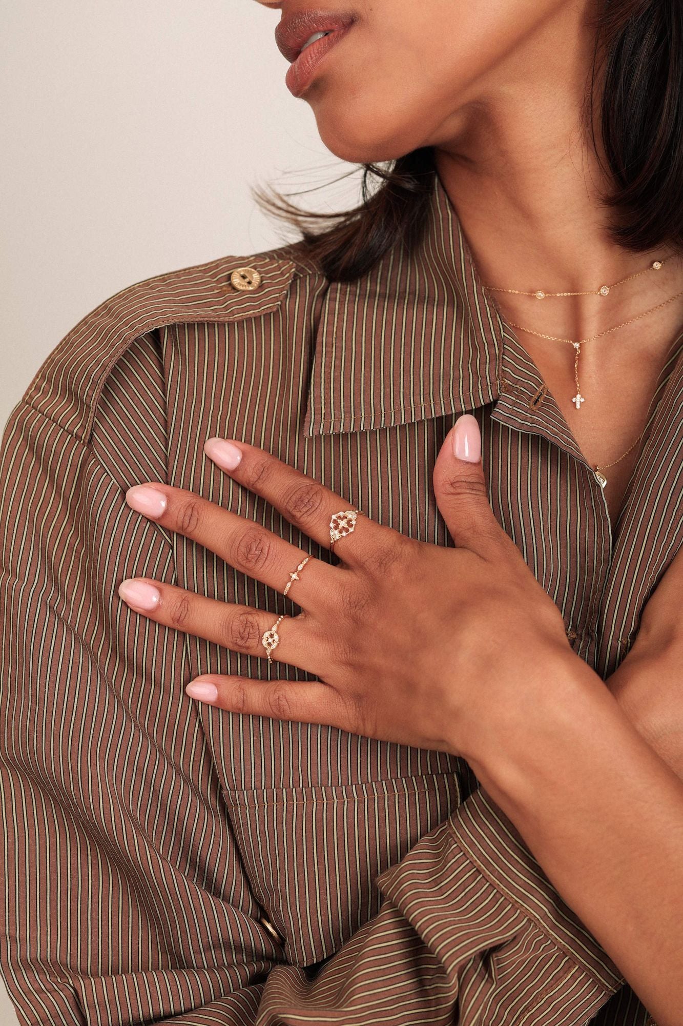 Sweet Romance 18K Gold Ring w. Diamonds
