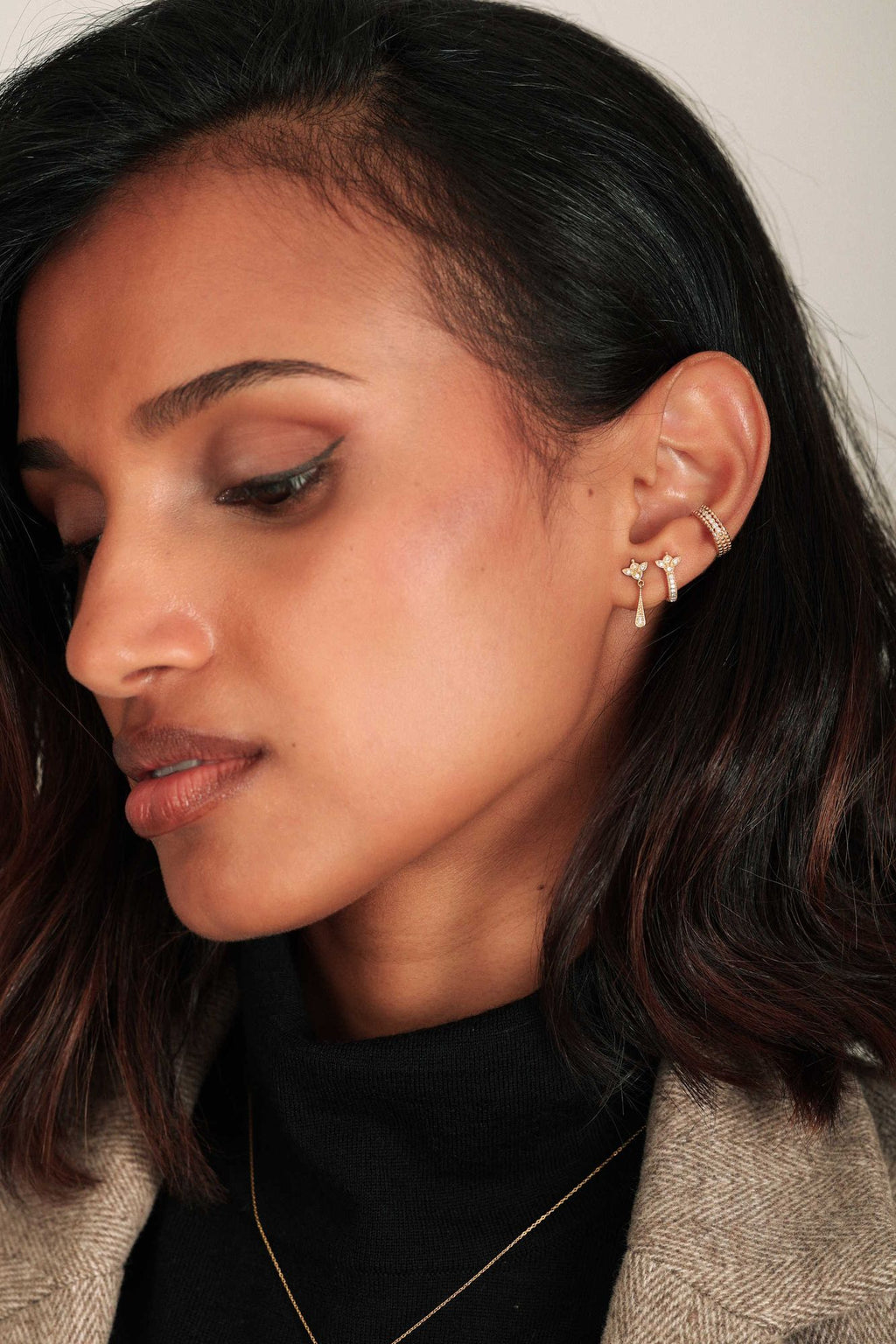 Puce Goutte Romance 18K Gold Earring w. Diamonds