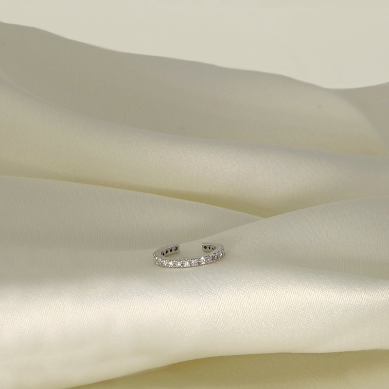 Rock Classic 18K Weißgold Earcuff I Diamanten