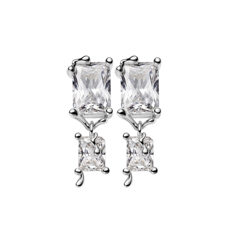 Roppongi Drop Silver Earring w. Zirconia