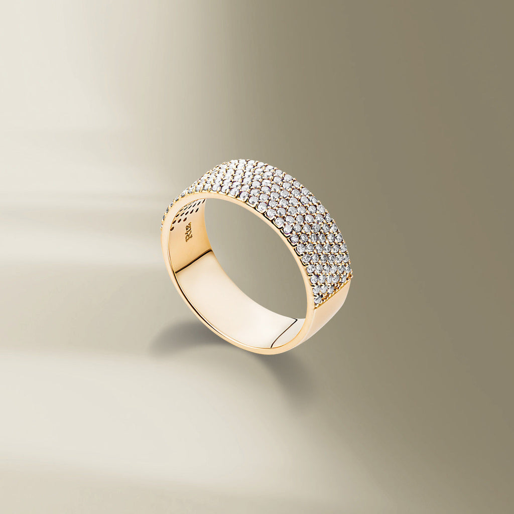 Cigar Band 18K Gold Ring w. Diamonds