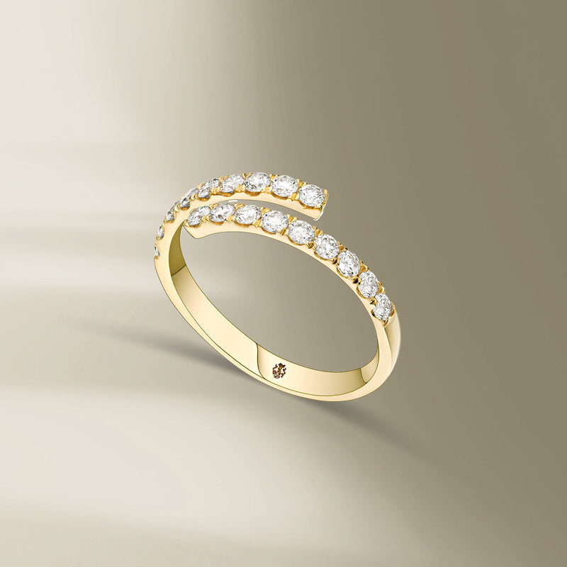 Initha 18K Guld Ring m. Diamanter