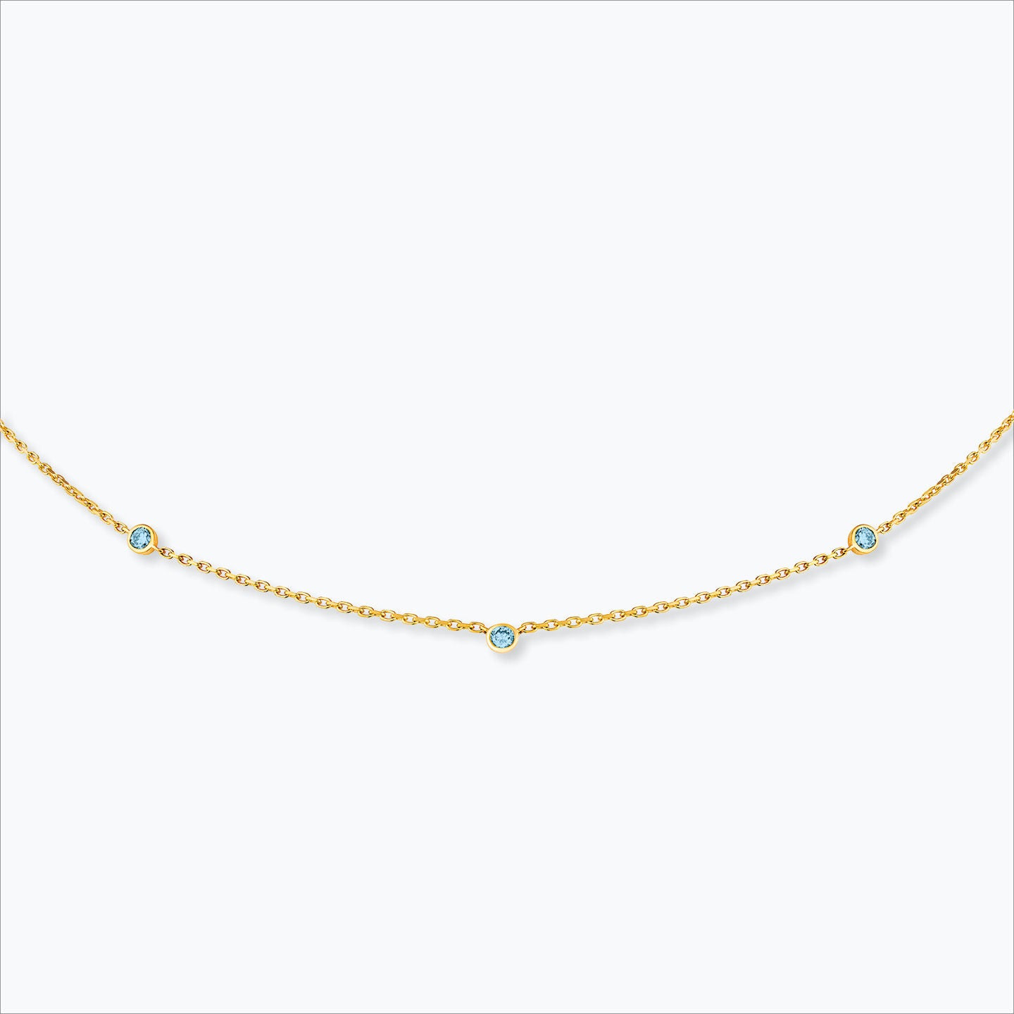 3 Stone 18K Gold Necklace w. Aquamarine