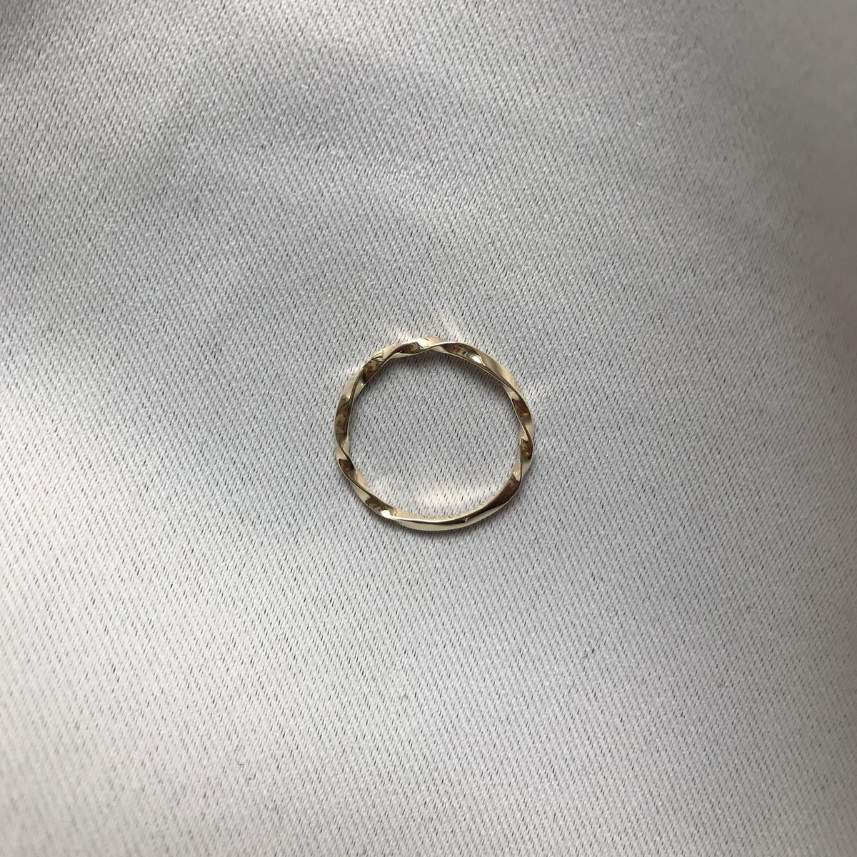SEA 8K Gold Ring