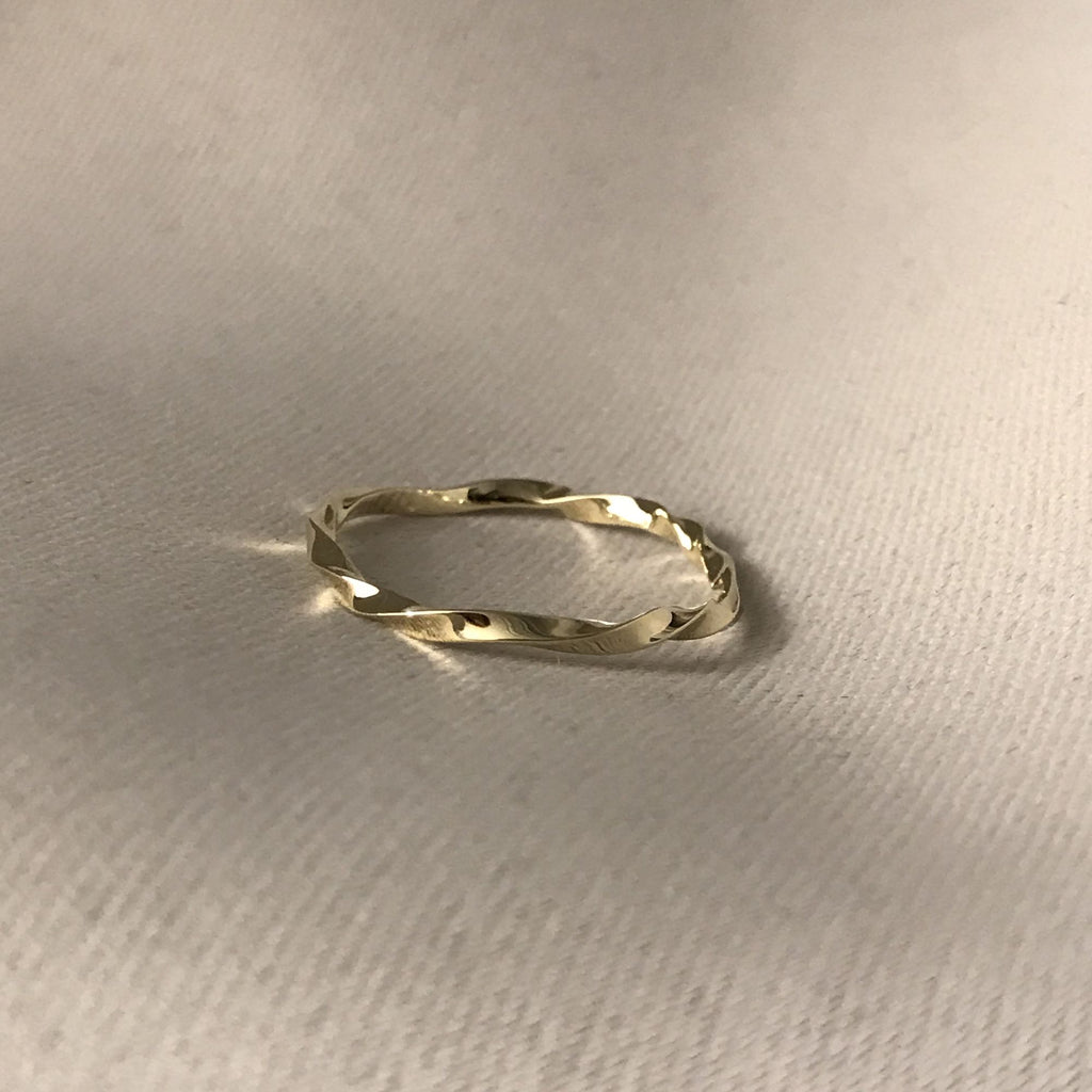SEA 8K Gold Ring