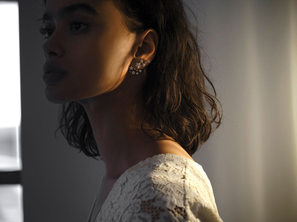 Shooting Stars 18K Gold Earring w. Diamonds