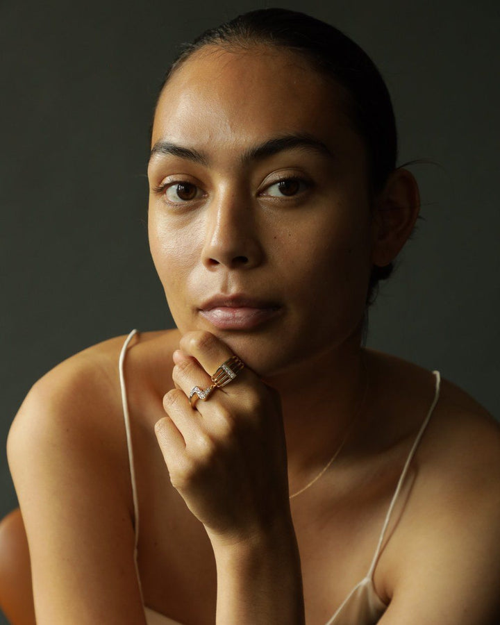 Wave Goldring aus 14K mit Diamanten