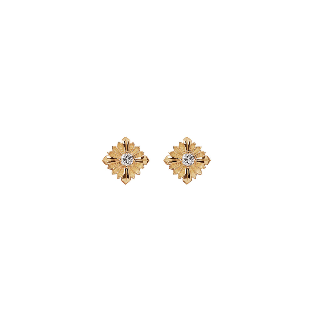 Stamp Diamonds 18K Gold Earring w. Diamonds